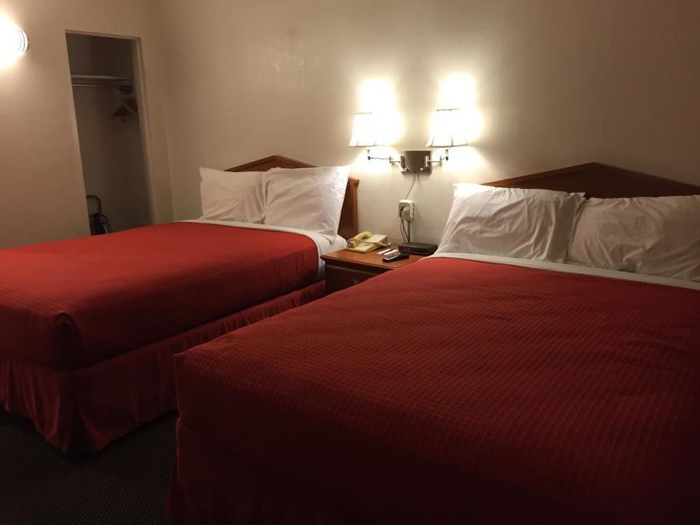 Econo Lodge Moses Lake Exterior photo