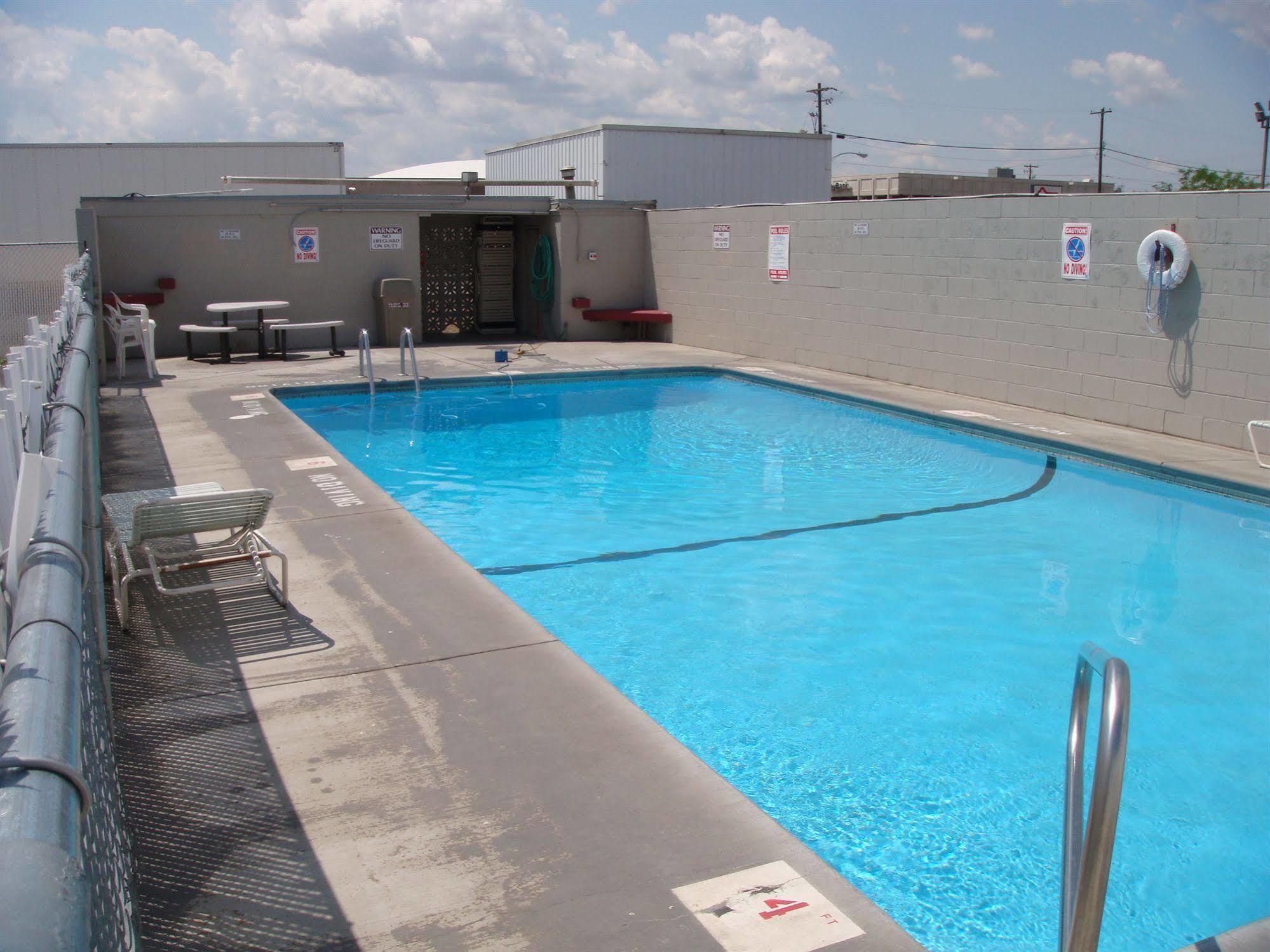 Econo Lodge Moses Lake Exterior photo